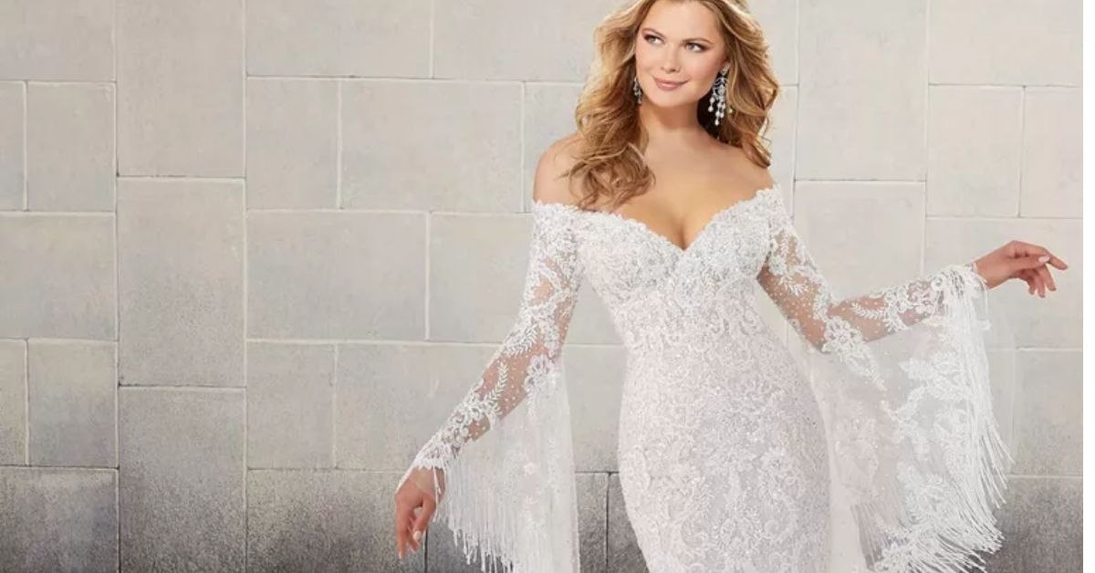 .10 Beautiful Long-Sleeve Wedding Dresses