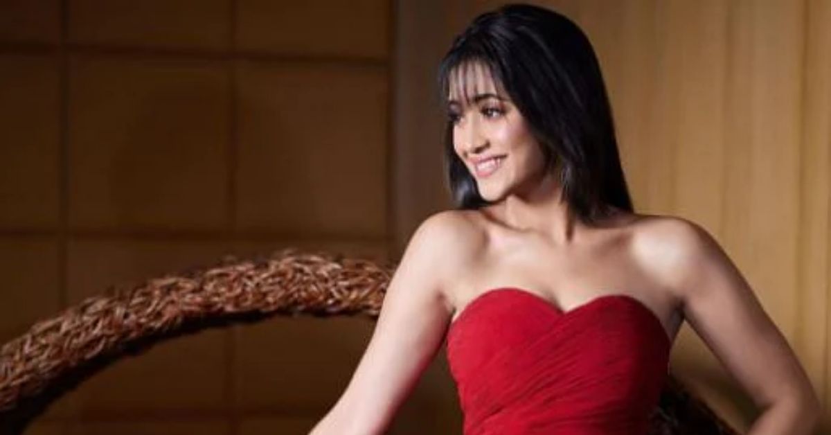 Rubina Dilaik VS Shivangi Joshi Who Is Breathtaking In Ruffle Gown   IWMBuzz